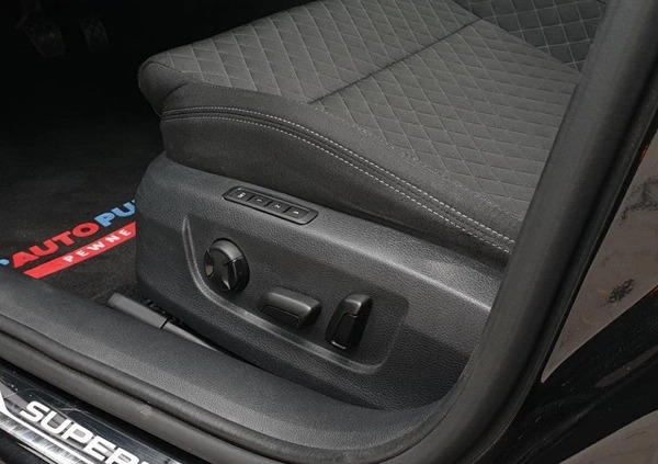Skoda Superb cena 99900 przebieg: 104679, rok produkcji 2019 z Krapkowice małe 154
